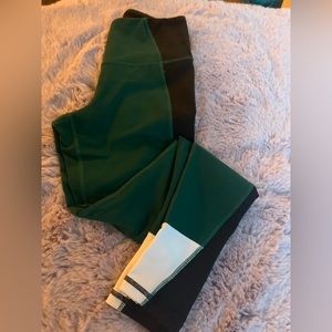 Used one time The North Face leggings high waist